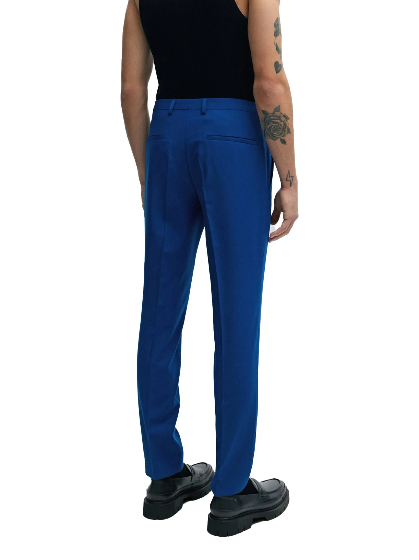 Abito Extra Slim Fit monopetto in tessuto misto frescolana