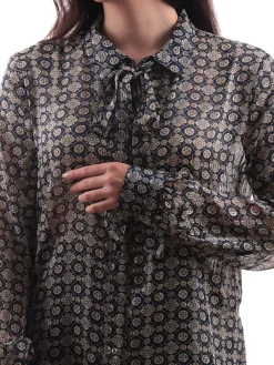 Blusa con fiocco e manica a sbuffo fantasia
