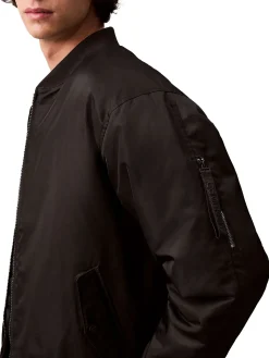 Bomber con zip in nylon imbottito nero