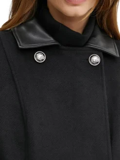 Cappotto doppiopetto con pelliccia e cintura logata nero