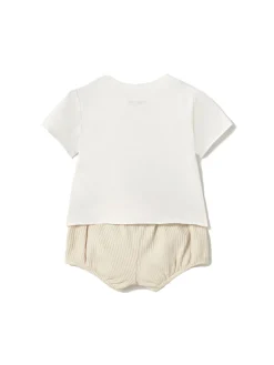 Completo t-shirt e shorts panna