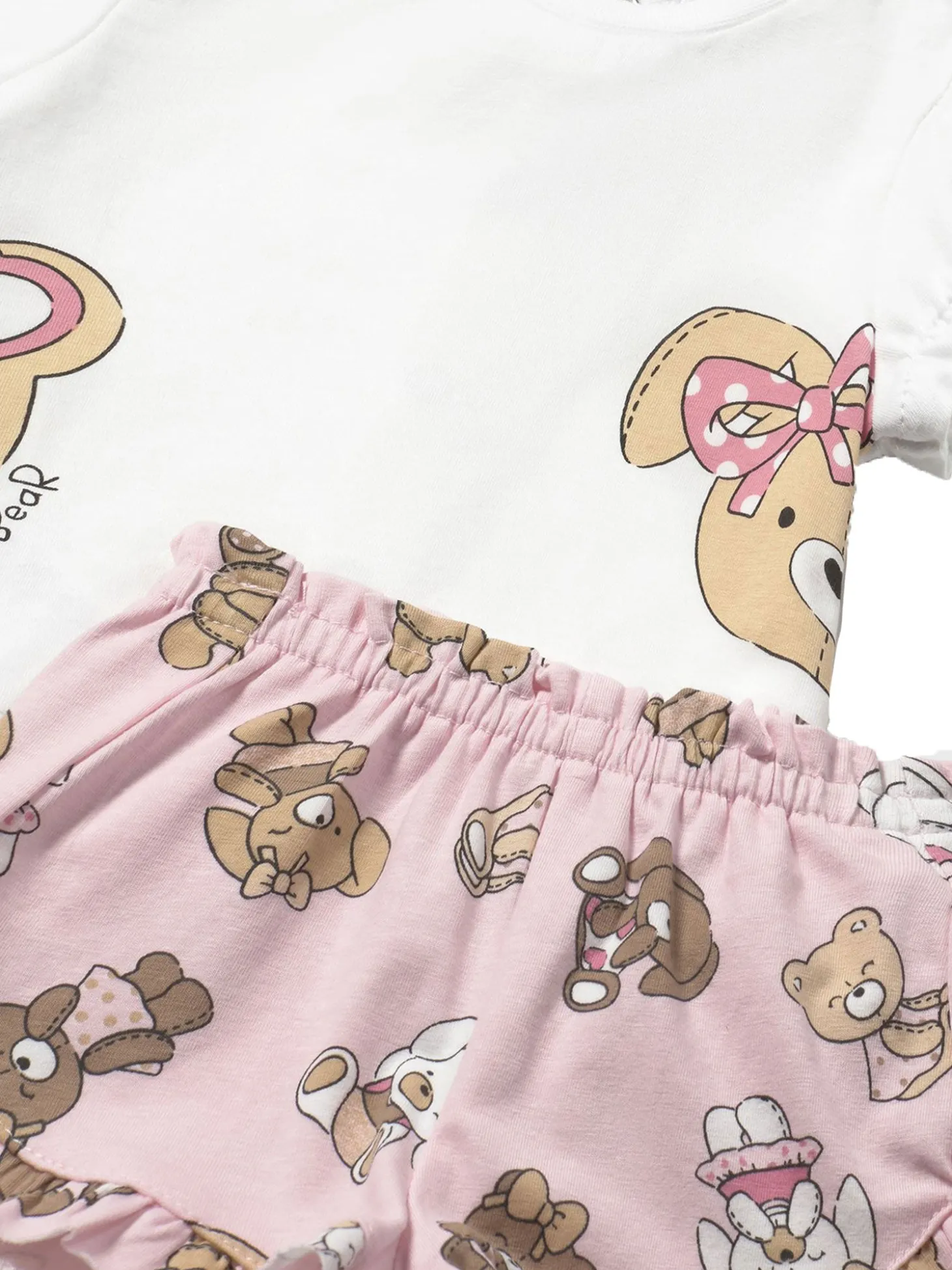 Completo t-shirt e shorts fantasia rosa