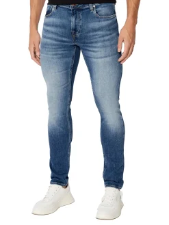 Jeans Chris modello elasticizzato in denim medio