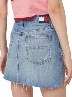 Minigonna di jeans stretch Izzie con orlo sfrangiato, tagli e scucitur