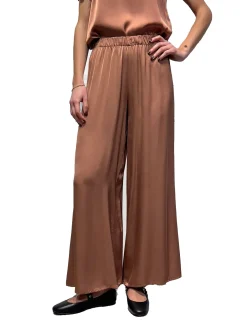 Pantalone modello palazzo in raso ruggine