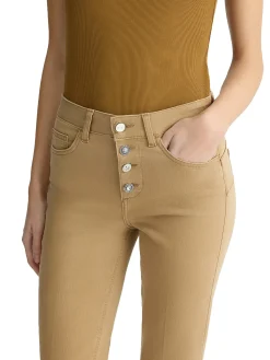 Pantalone vita alta con chiusura con bottoni sabbia