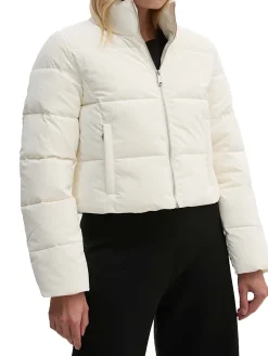 Piumino a collo alto imbottito con zip e logo avorio