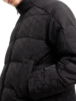 Piumino con zip con logo allover nero