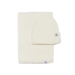 Set cappello e sciarpa in maglia a coste panna