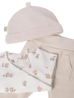 Set t-shirt, pantaloni e cappellino naturale