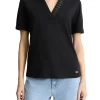 T-shirt con colletto a polo e strass nero