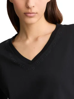 T-shirt con scollo a v e logo con strass nero