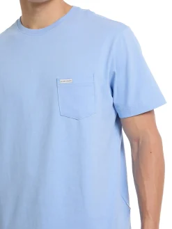 T-shirt maniche corte con tasca e piccolo logo celeste