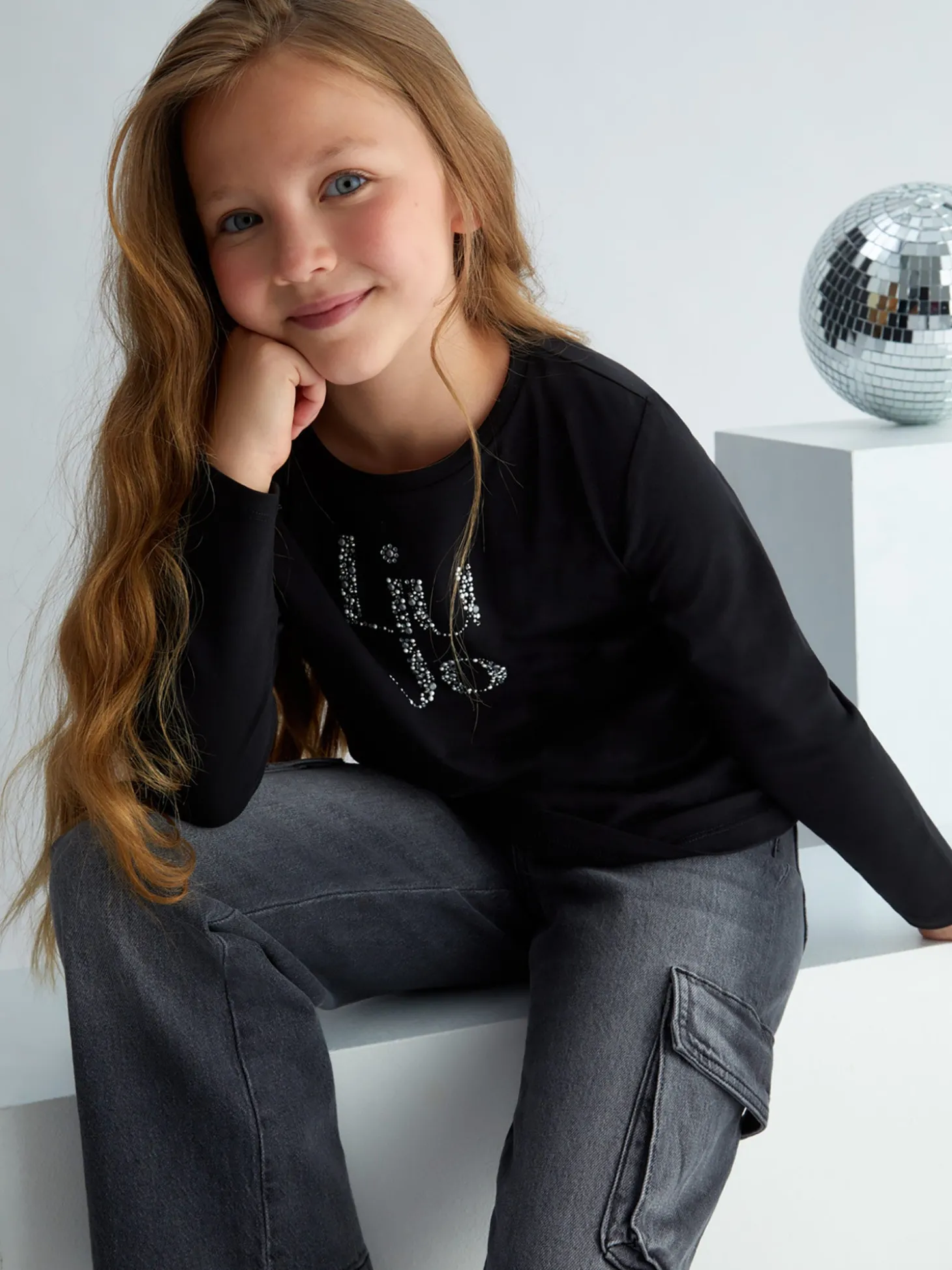 T-shirt maxi logo LiuJo a maniche lunghe nero